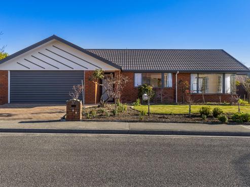 100 Aldinga Avenue, Stoke