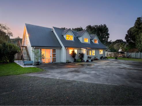 15 Neal Road, Rarangi