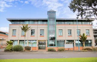 CBRE - Medical and Education Opportunity!