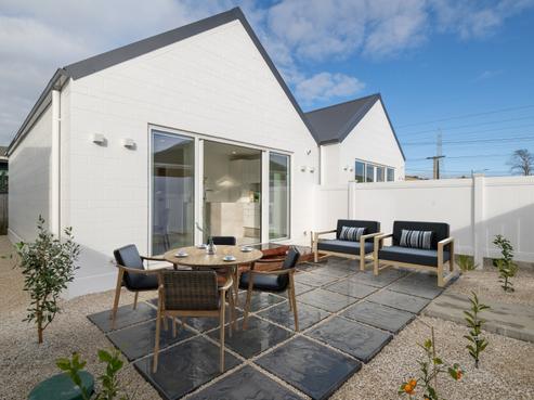 9 Lappington Road, Otara