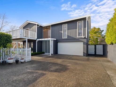 2/12 Stanley Avenue, Milford