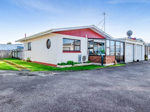 7/209 South Road, Hawera