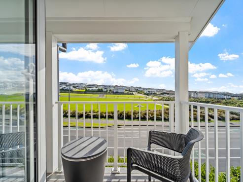 33 Bonair Crescent, Silverdale