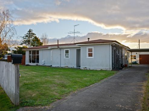 1 Aerodrome Road, Elgin