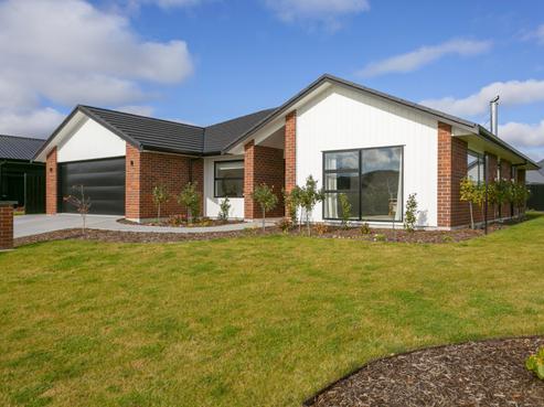 30 Maunganamu Drive, Wharewaka