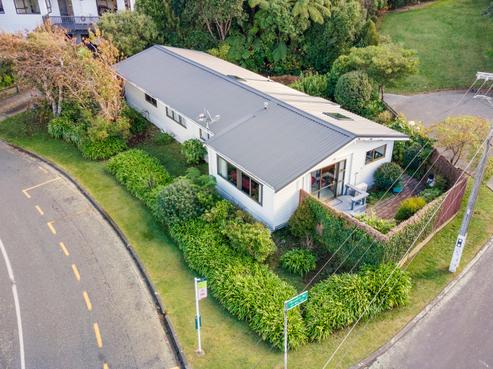 185 Miromiro Road, Normandale