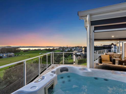 8 Waititiro Rise, Stanmore Bay