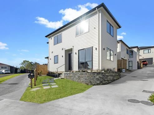 6 Dalwhinnie Parade, Highland Park