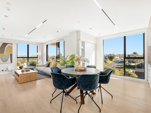 9/12 Burns Avenue, Takapuna