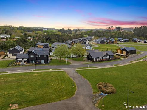 6 Strachan Road, Whitford