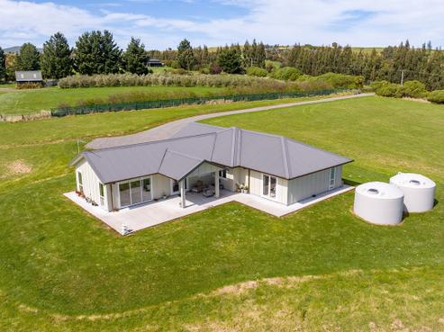 69 Southdown Drive, Martinborough