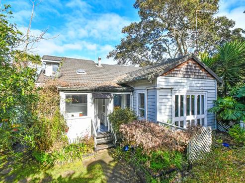 44 Mcleod Road, Weymouth
