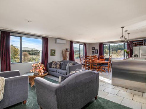 61 Airport Road, Alexandra