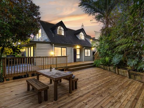 3/244 Onewa Road, Birkenhead