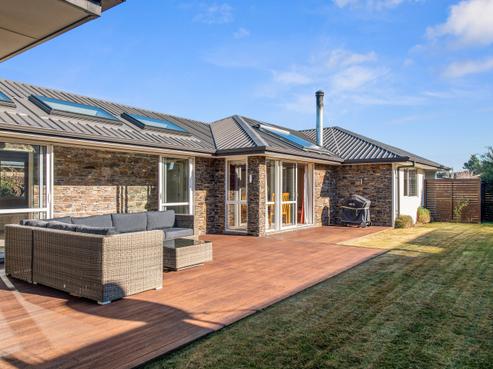 74 Kawari Drive, Pegasus