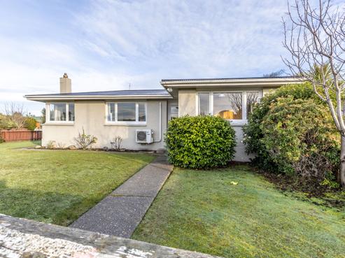 51 Kinmont Crescent, Newfield