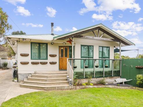 36 Ruapehu Street, Paraparaumu