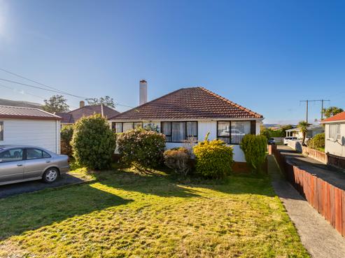 74 Mooltan Street, Halfway Bush