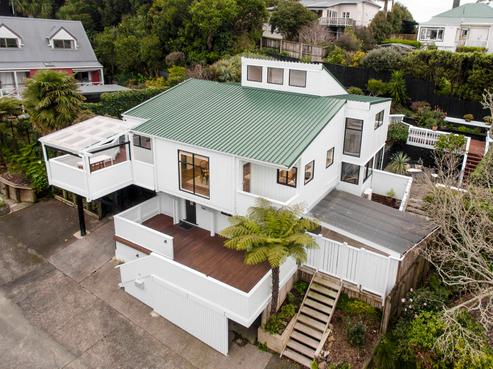 24B Colonial Road, Birkenhead