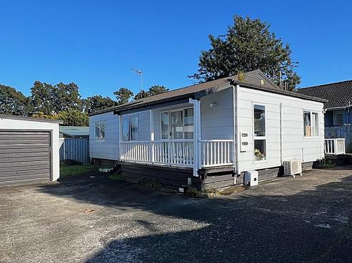 24C Huia Avenue, Forest Lake