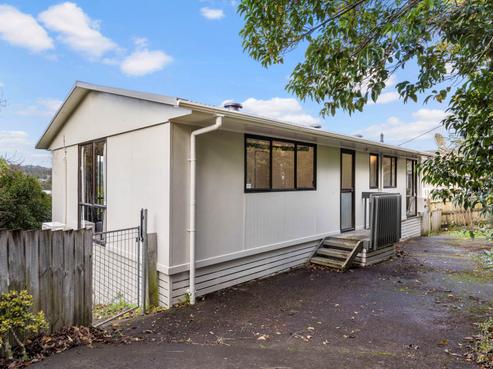 32 Nandana Drive, Glen Eden