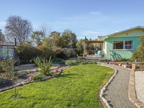 33 Pitfure Road, Wakefield