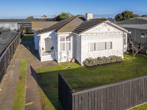113 Cornfoot Street, Castlecliff