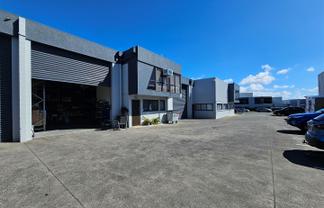 CBRE | Bite Sized Industrial Unit Available Now