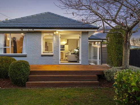 22 Dinton Street, Russley