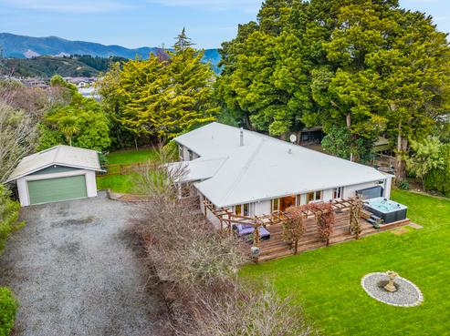 361 Main Road North, Brown Owl