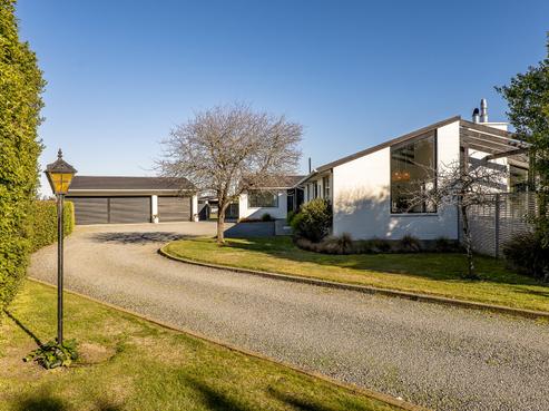 211 Waikuku Beach Road, Waikuku