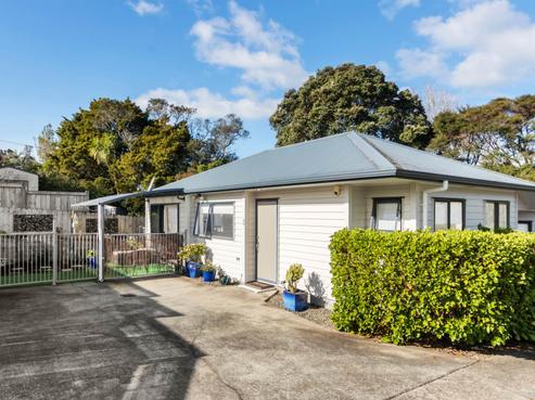 22A Norman Road, Titirangi