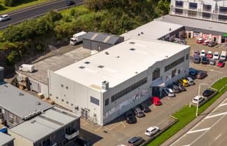 400 sqm Office/ Storage  with 10 Carparks