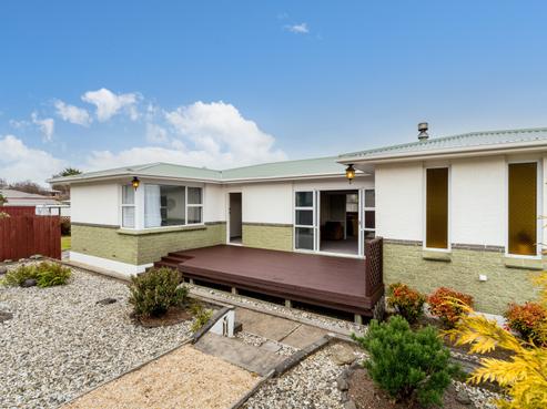 3 Valiant Road, Waldronville
