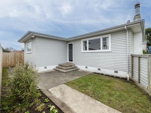 1215 Norfolk Crescent, Mayfair