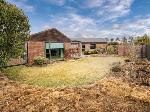 11 Walnut Avenue, Allenton