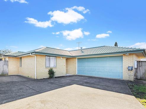8A Hunua Road, Papakura