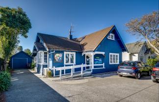 High-profile 180sqm office workspace