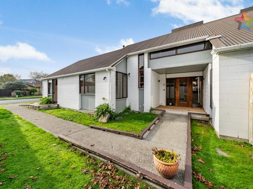 34 Waddington Drive, Naenae