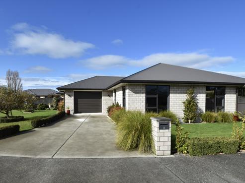 2 Hereford Drive, Carterton