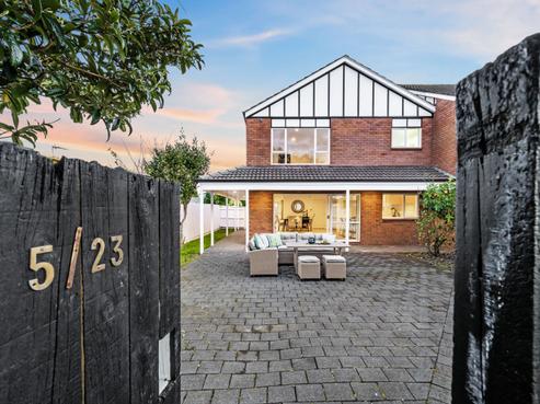 5/23 Charlenne Close, Ranui