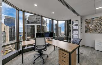 High Quality on Queen