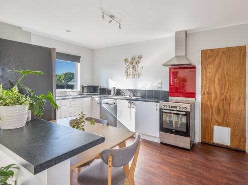 6 Ripon Place, Tamatea