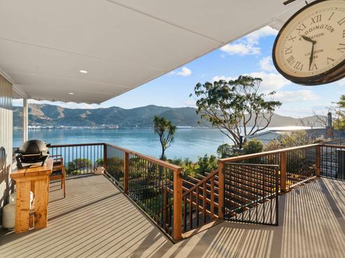 33 Ranui Crescent, Diamond Harbour