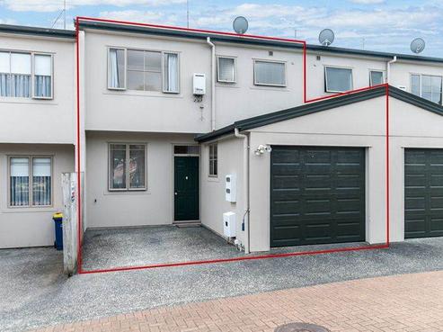 3/36 Fields Parade, Oteha