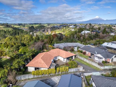14A Boulevard Drive, Merrilands