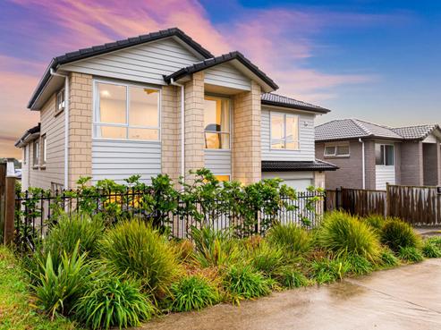 21 McQuoids Road, Flat Bush