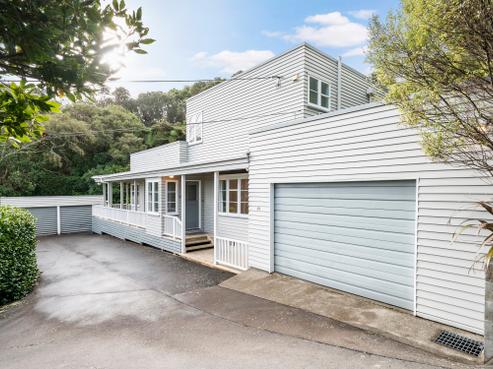 84 Hatton Street, Karori