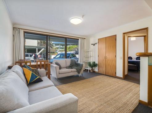301/139 Fernhill Road, Fernhill/Sunshine Bay