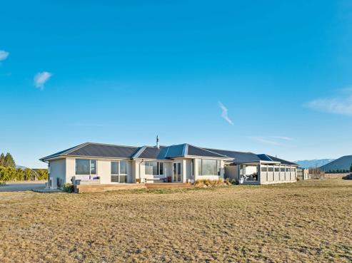 84 Boundary Terrace, Twizel